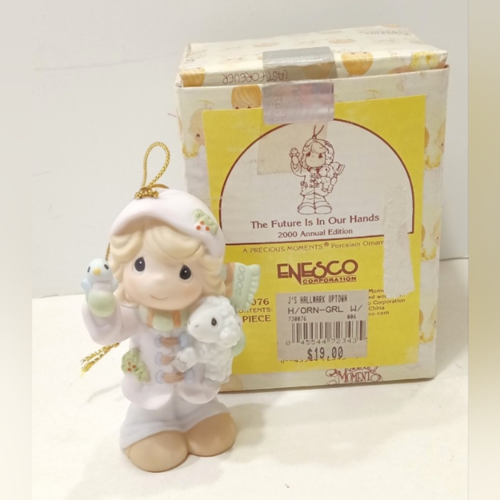 Precious Moments Christmas Ornament 730076 The Future is in Our Hands With Box